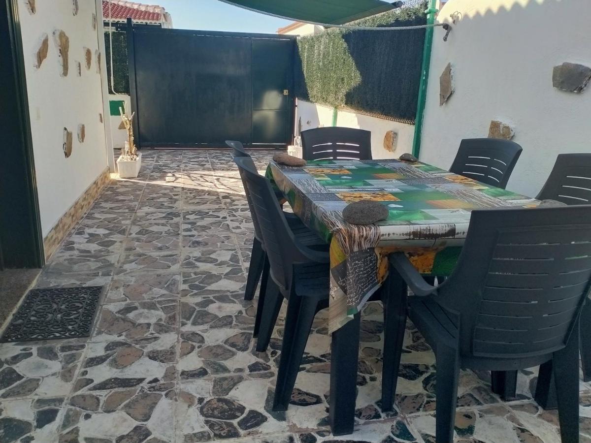 Villa Feliz Abades  外观 照片