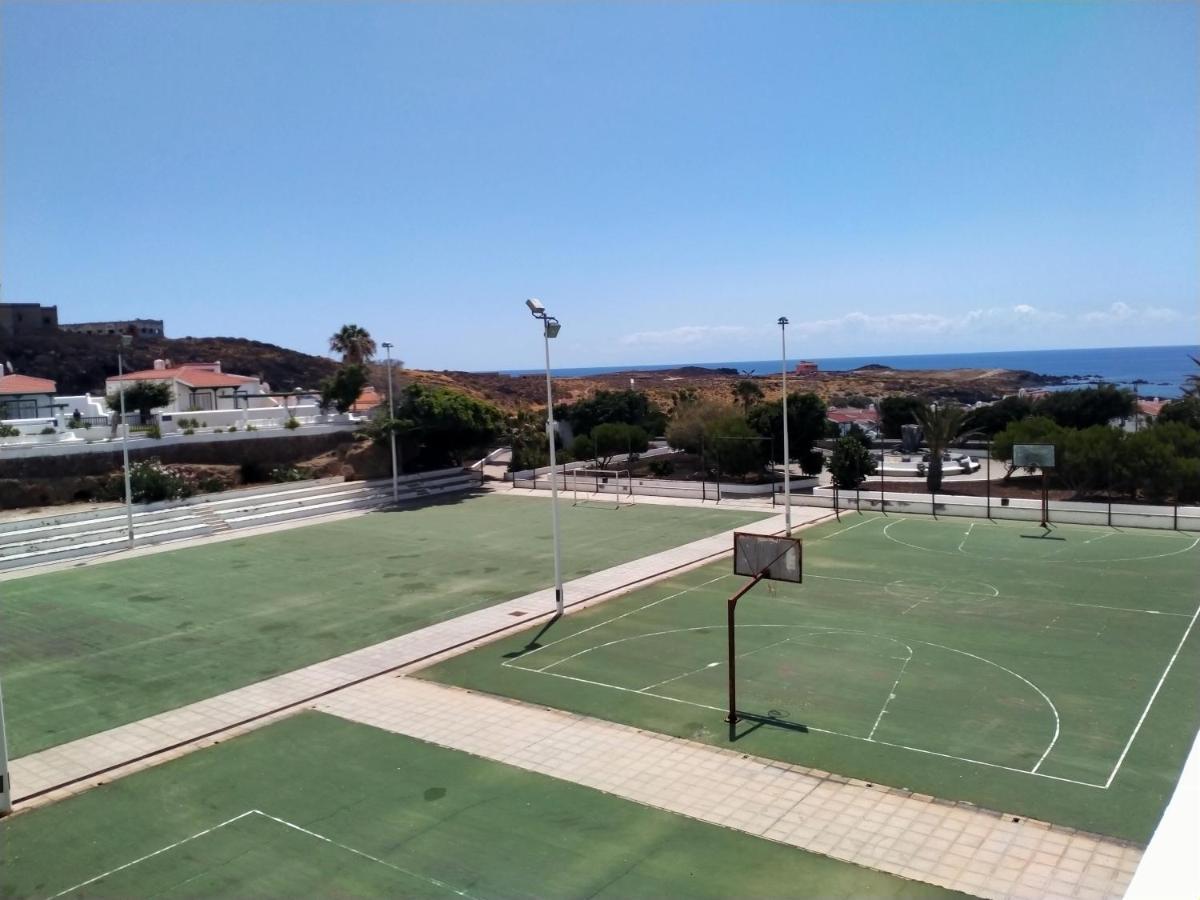 Villa Feliz Abades  外观 照片