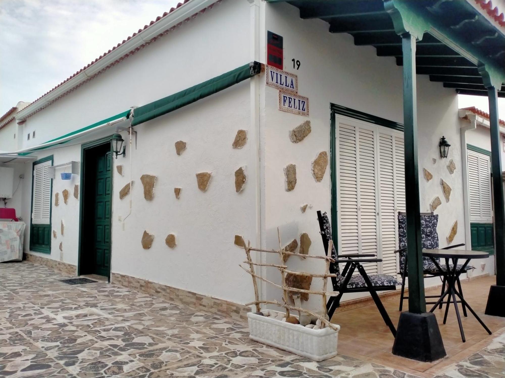 Villa Feliz Abades  外观 照片